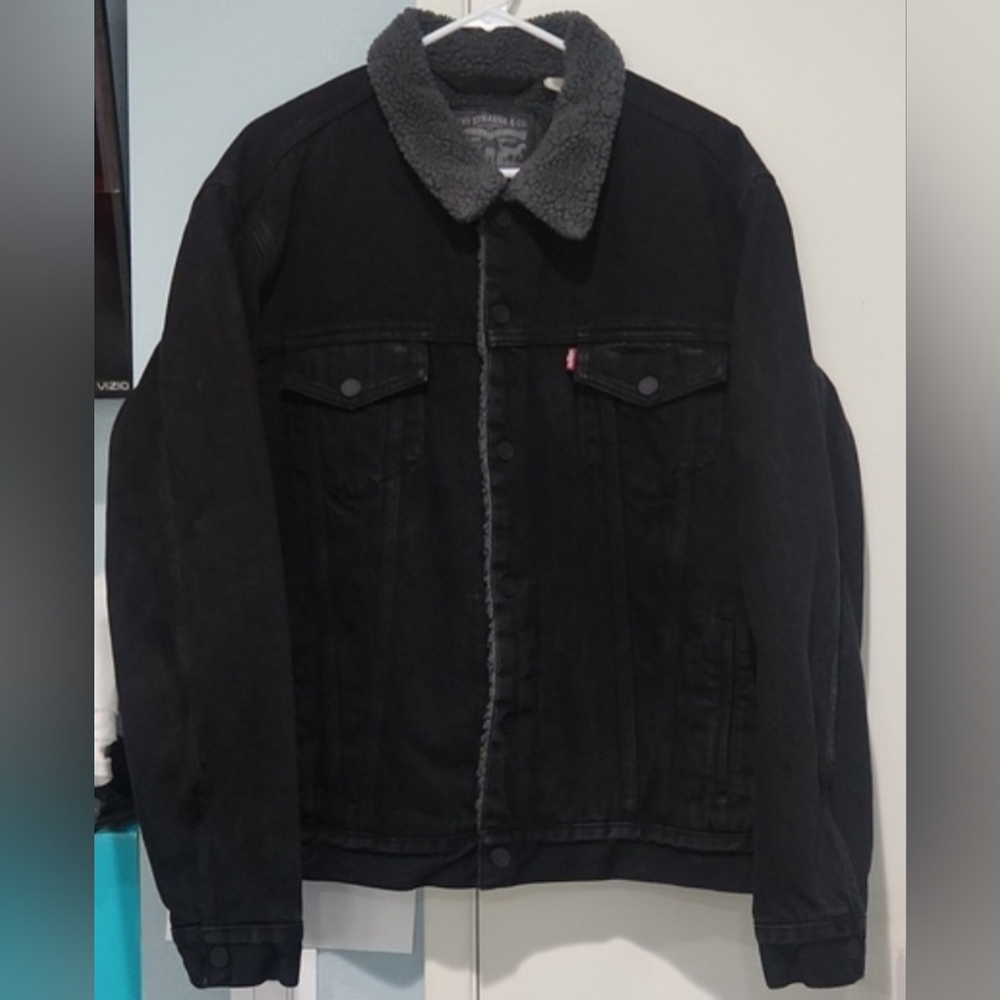 Levis Sherpa Trucker Jacket